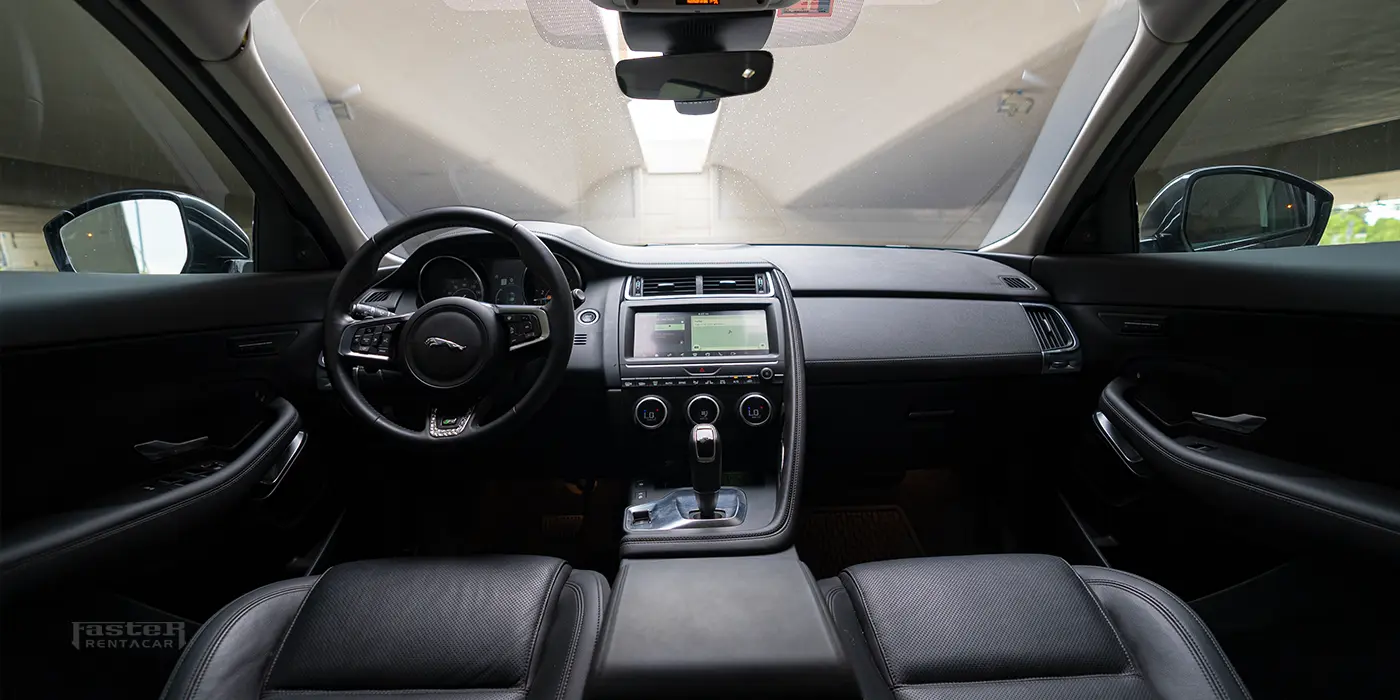Jaguar E Pace - Black - 2020 - H 52979 - inside view