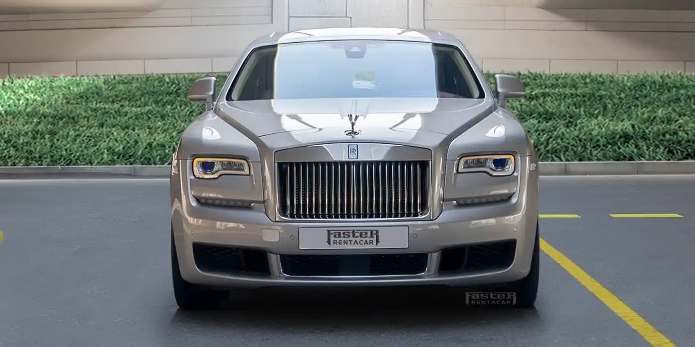 Rolls Royce Ghost - Silver front