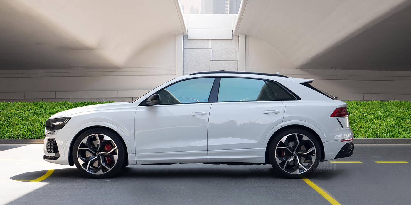 Audi RSQ8 Side