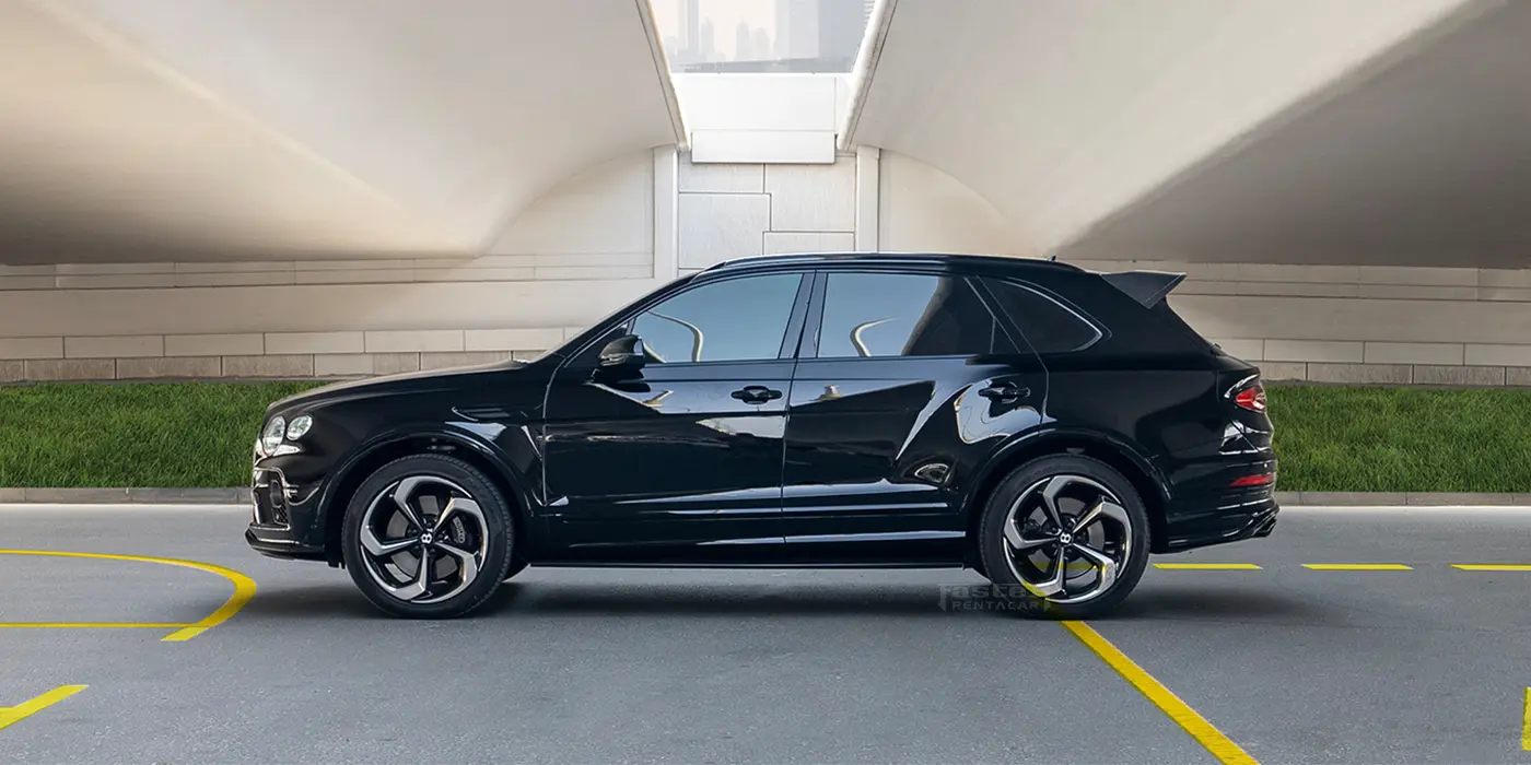 Bentley Bentayga side