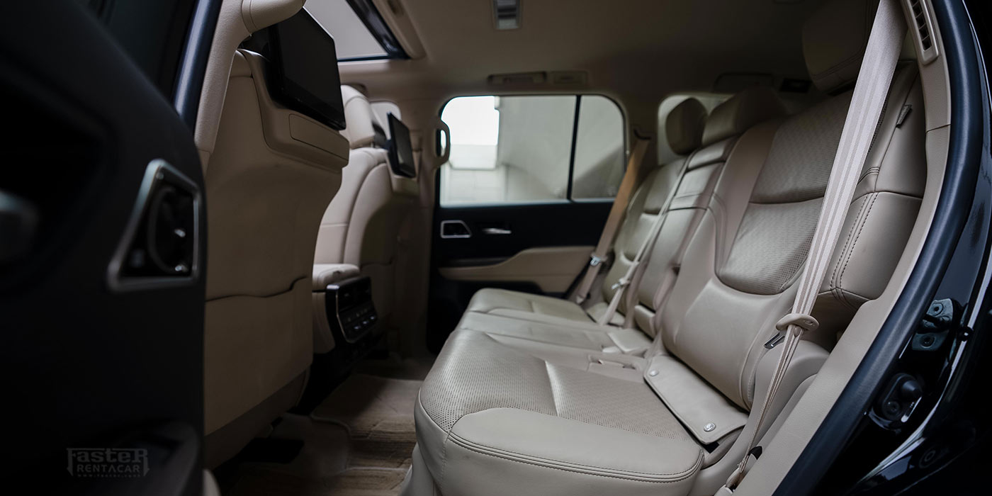 Toyota Land Cruiser - Black Faster back side