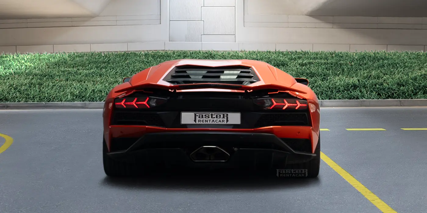 Lamborghini Aventador - Orange back