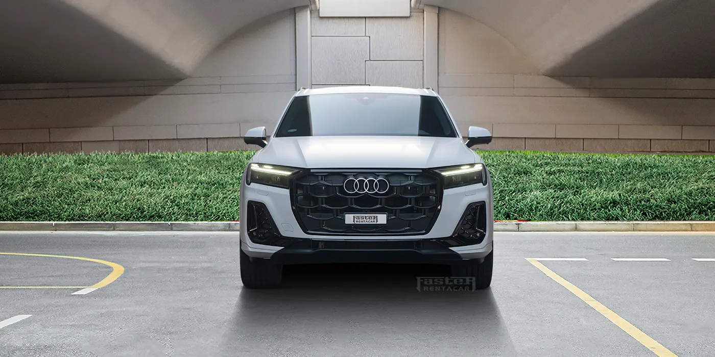 Audi Q7 2025 Front View