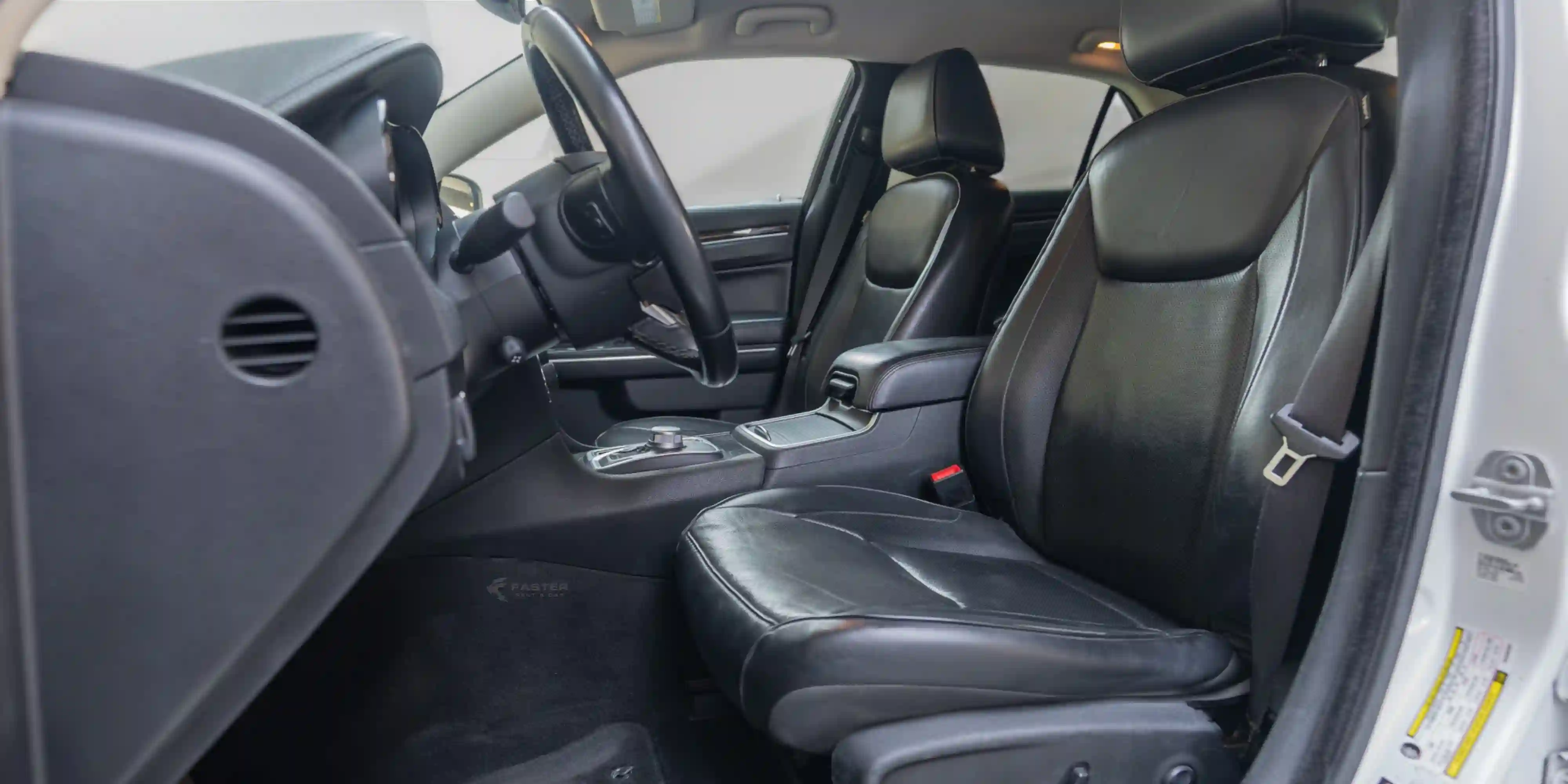 Chrysler 300 Interior